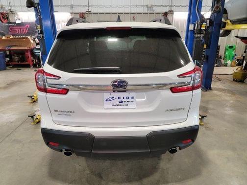 Crystal White Pearl 2025 Subaru Ascent Premium