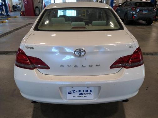 2008 Toyota Avalon XL