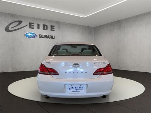 2008 Toyota Avalon XL