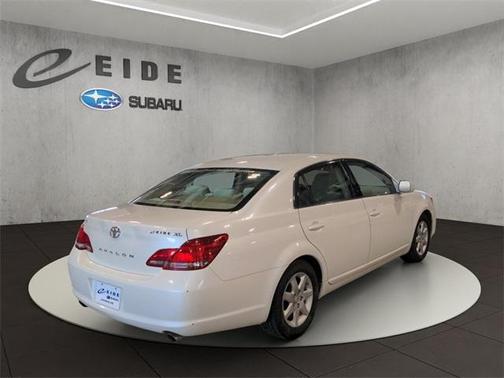 2008 Toyota Avalon XL
