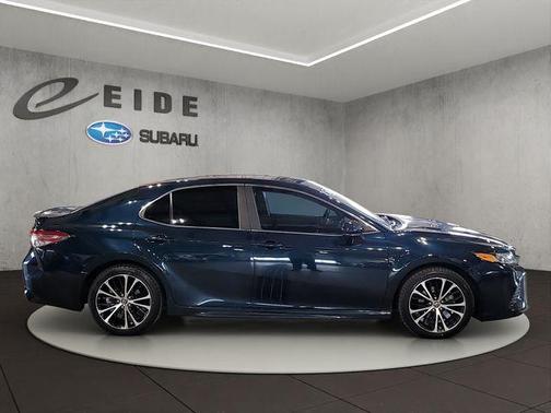 Galactic Aqua 2018 Toyota Camry SE