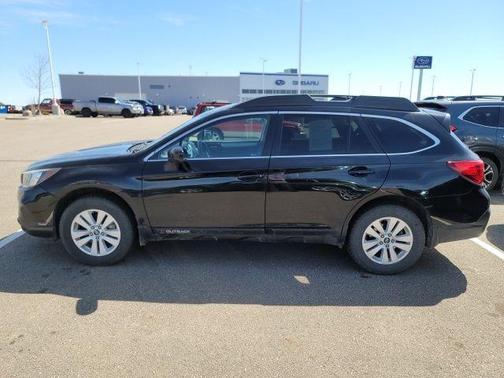 Crystal Black Silica 2019 Subaru Outback 2.5i Premium