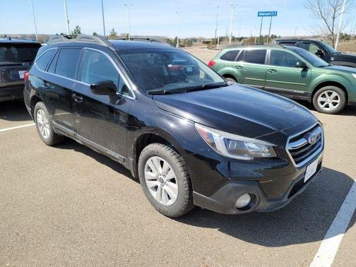 Crystal Black Silica 2019 Subaru Outback 2.5i Premium