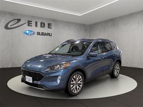 2020 Ford Escape Titanium Hybrid