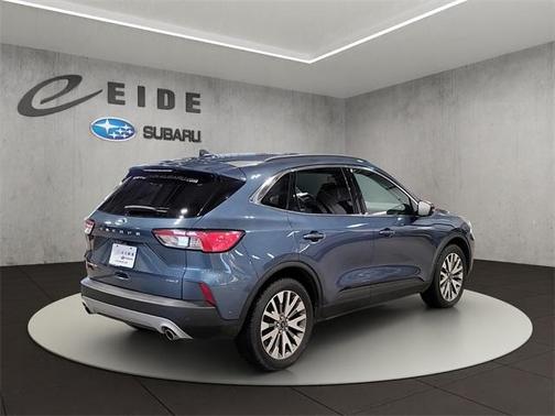 2020 Ford Escape Titanium Hybrid