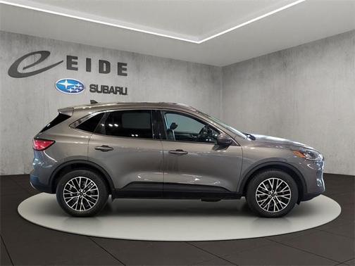 2022 Ford Escape PHEV SEL
