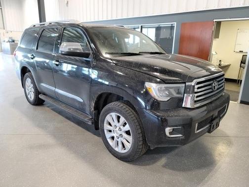 2022 Toyota Sequoia Platinum