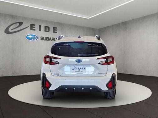 Crystal White Pearl 2024 Subaru Crosstrek Limited