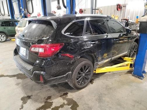 2018 Subaru Outback 3.6R Touring