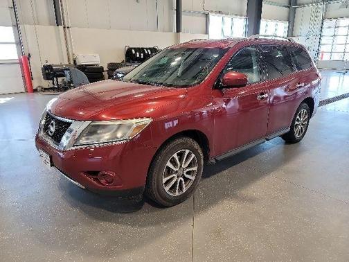 Cayenne Red 2014 Nissan Pathfinder SV