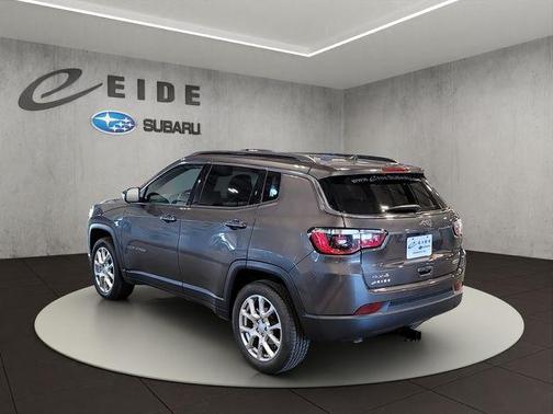 Granite Crystal Clearcoat Metallic 2023 Jeep Compass Latitude Lux