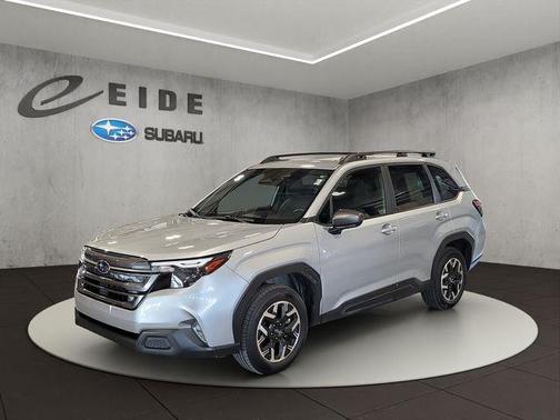 Ice Silver Metallic 2025 Subaru Forester Premium
