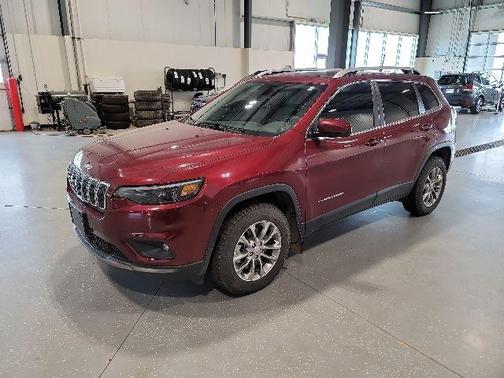 Velvet Red Pearlcoat 2019 Jeep Cherokee Latitude Plus