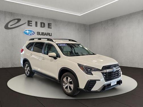 Crystal White Pearl 2025 Subaru Ascent Premium