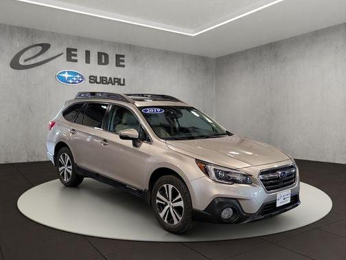 Tungsten Metallic 2019 Subaru Outback 2.5i Limited