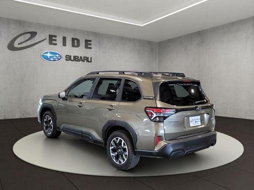 Autumn Green Metallic 2025 Subaru Forester Premium