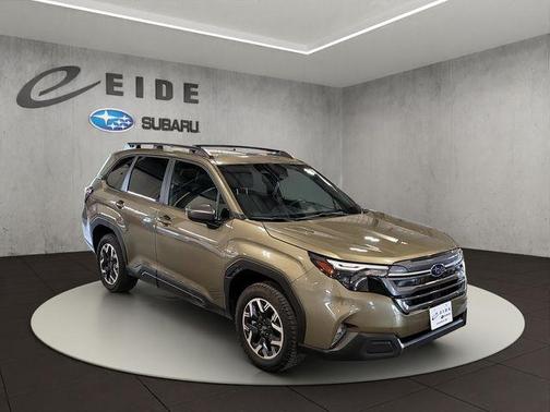 Autumn Green Metallic 2025 Subaru Forester Premium