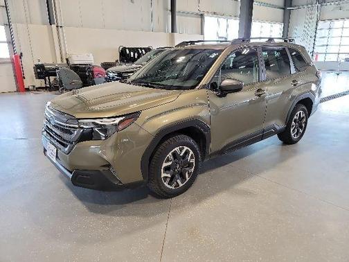 Autumn Green Metallic 2025 Subaru Forester Premium