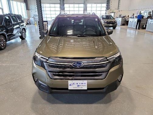 Autumn Green Metallic 2025 Subaru Forester Premium