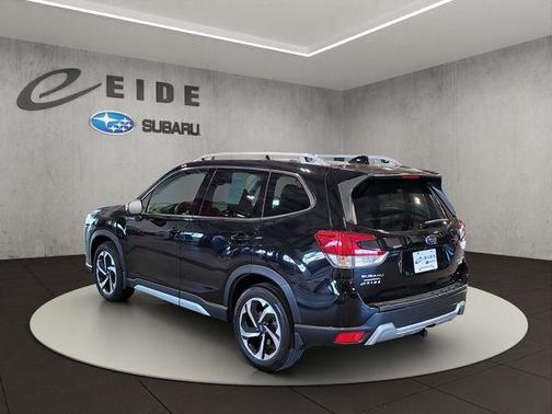 Crystal Black Silica 2023 Subaru Forester Touring