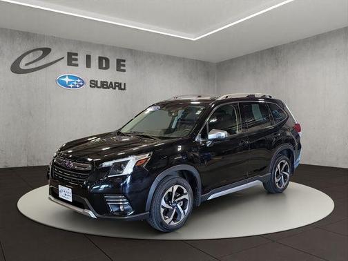 Crystal Black Silica 2023 Subaru Forester Touring