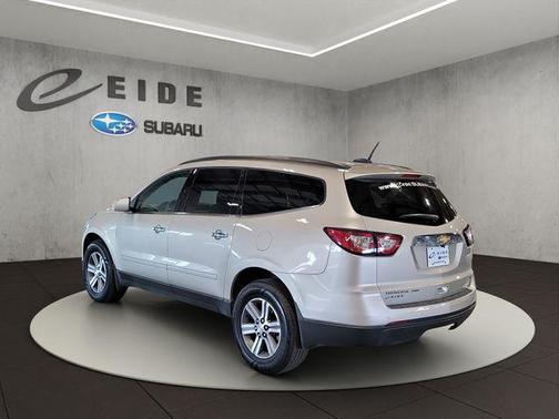Champagne Silver 2017 Chevrolet Traverse 1LT