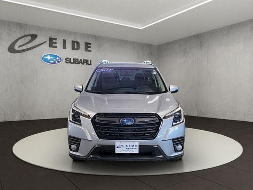 Ice Silver Metallic 2022 Subaru Forester Limited