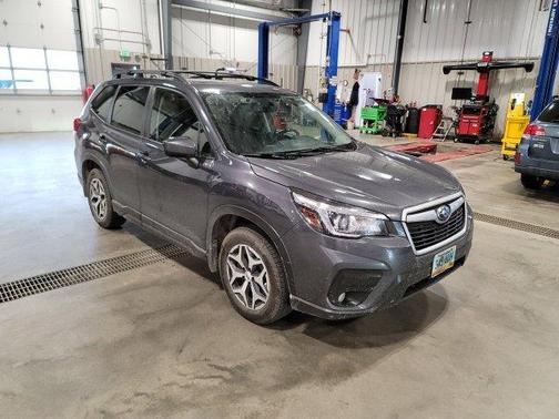Magnetite Gray Metallic 2020 Subaru Forester Premium