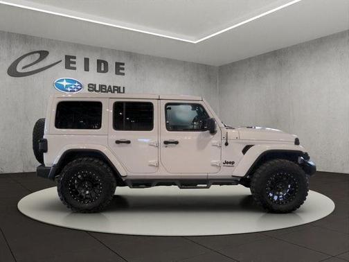 2021 Jeep Wrangler Unlimited Sahara Altitude