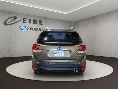 Autumn Green Metallic 2023 Subaru Forester Limited