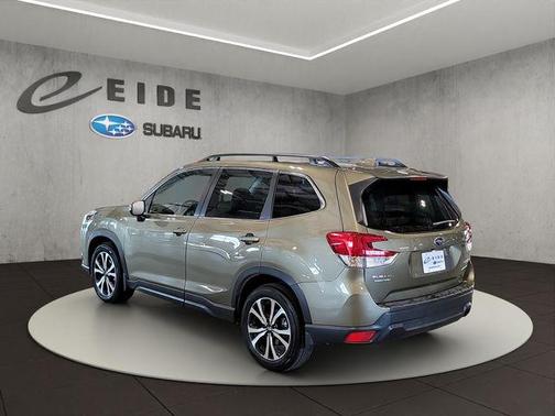 Autumn Green Metallic 2023 Subaru Forester Limited