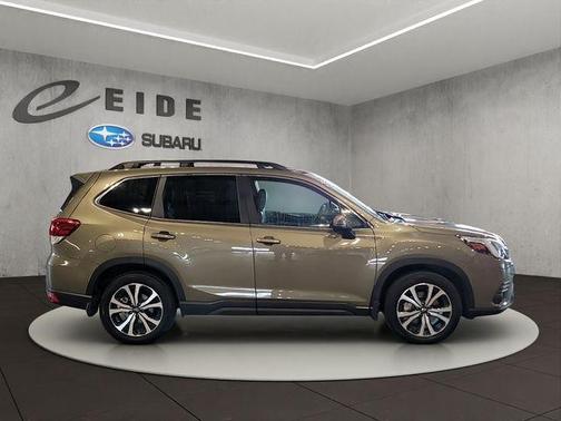 Autumn Green Metallic 2023 Subaru Forester Limited