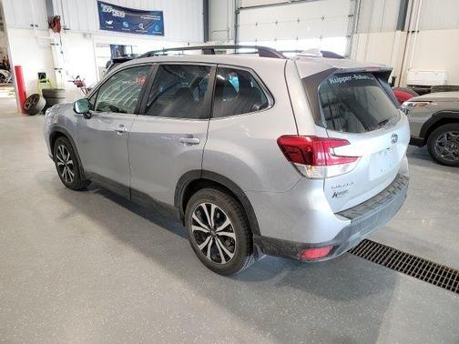Ice Silver Metallic 2019 Subaru Forester Limited