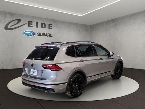 Pyrite Silver Metallic 2023 Volkswagen Tiguan 2.0T SE R-Line Black