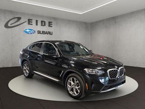 Jet Black 2025 BMW X4 xDrive30i