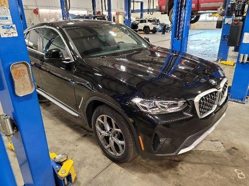 Jet Black 2025 BMW X4 xDrive30i
