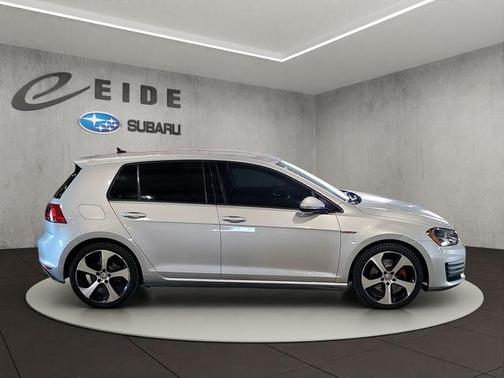 2017 Volkswagen Golf GTI S 4-Door