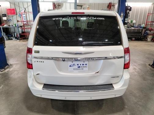 2011 Chrysler Town & Country Limited