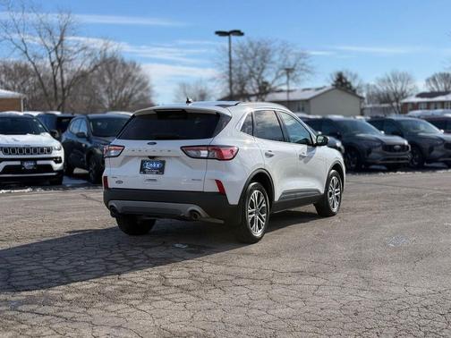 2022 Ford Escape SEL