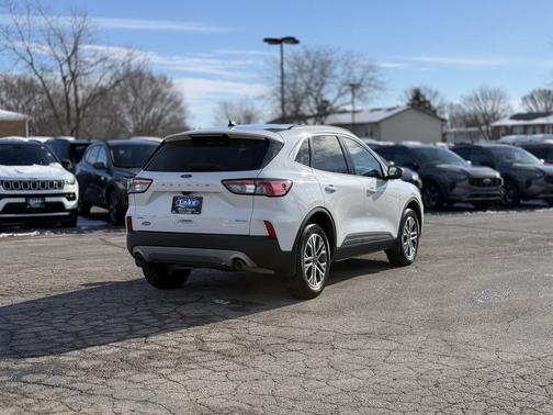 2022 Ford Escape SEL