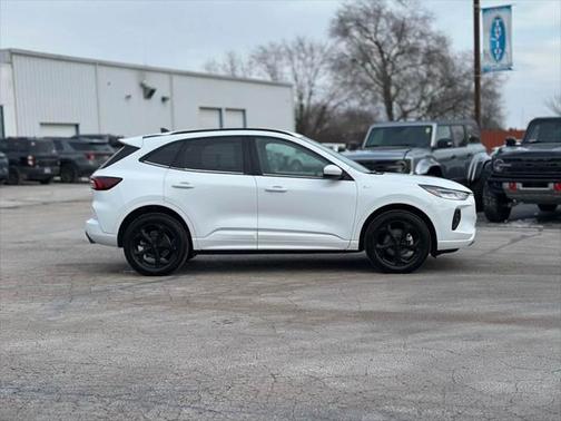 2023 Ford Escape ST-Line Select