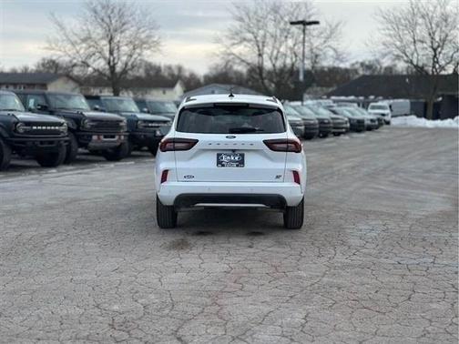 2023 Ford Escape ST-Line Select