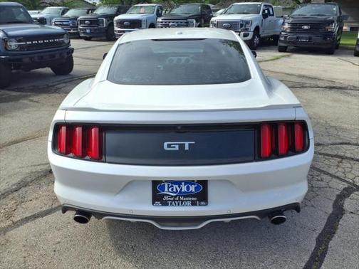 2017 Ford Mustang GT Premium