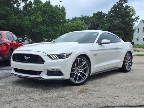 2017 Ford Mustang GT Premium