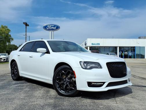 2022 Chrysler 300 Touring