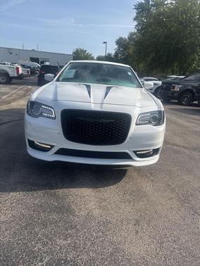 2022 Chrysler 300 Touring