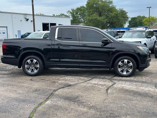 Crystal Black Pearl 2019 Honda Ridgeline RTL