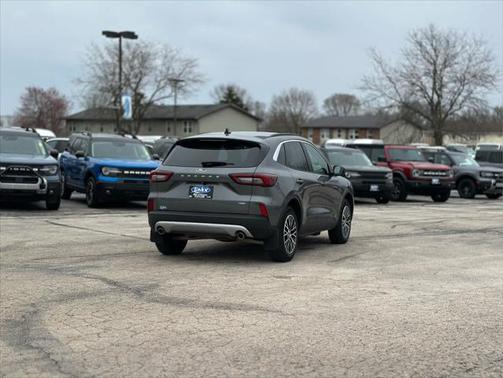 2024 Ford Escape Base