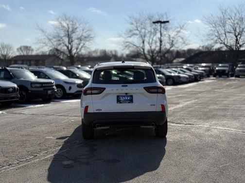 2026 Ford Escape ST-Line Select