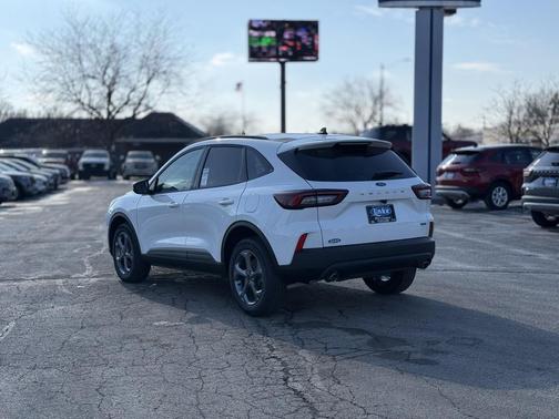 2026 Ford Escape ST-Line Select